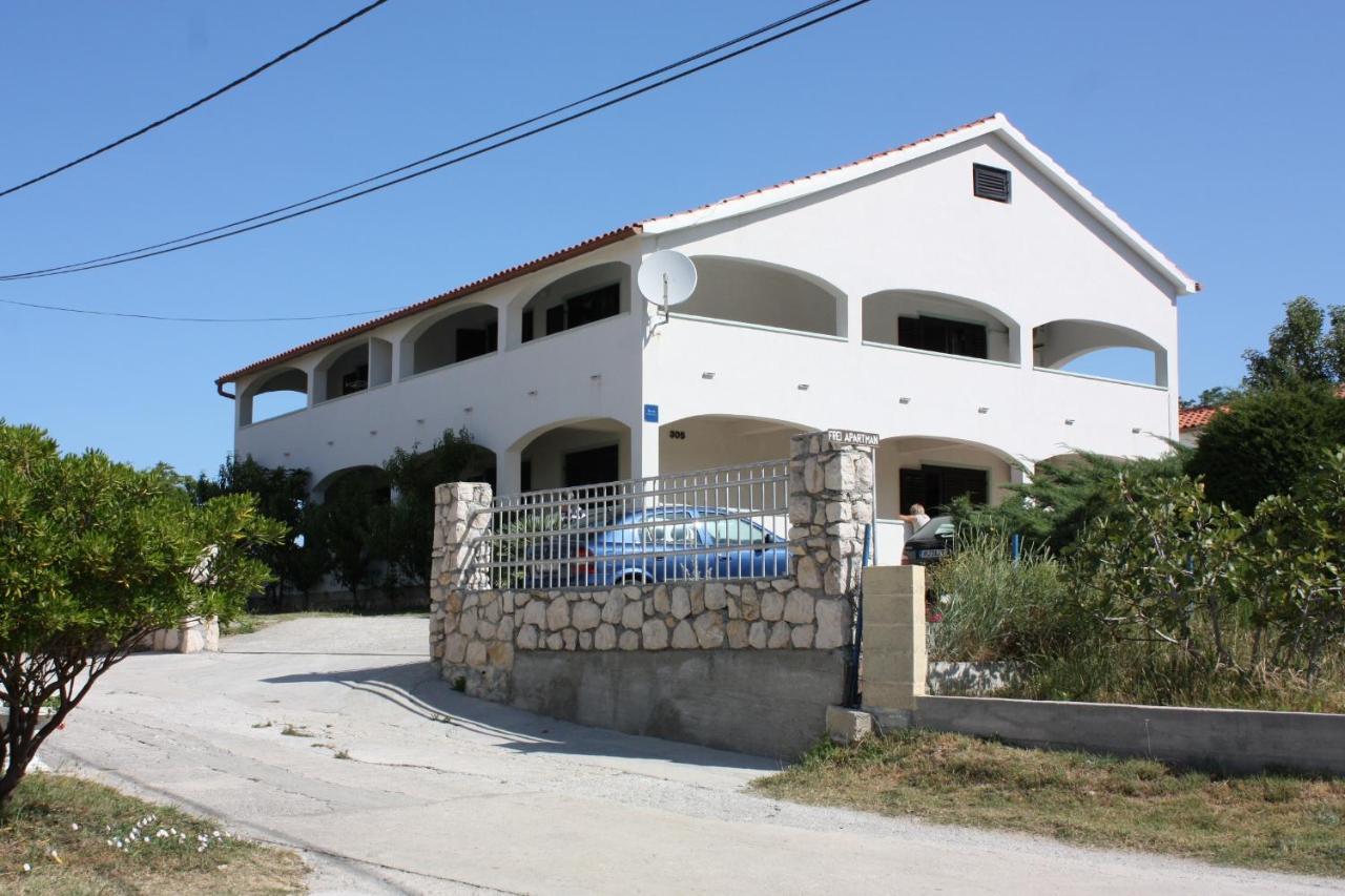 Apartments For Families With Children Lopar, Rab - 10402 Dış mekan fotoğraf