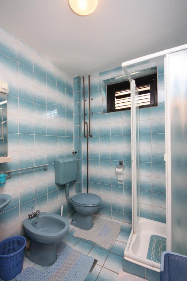 Apartments For Families With Children Lopar, Rab - 10402 Dış mekan fotoğraf
