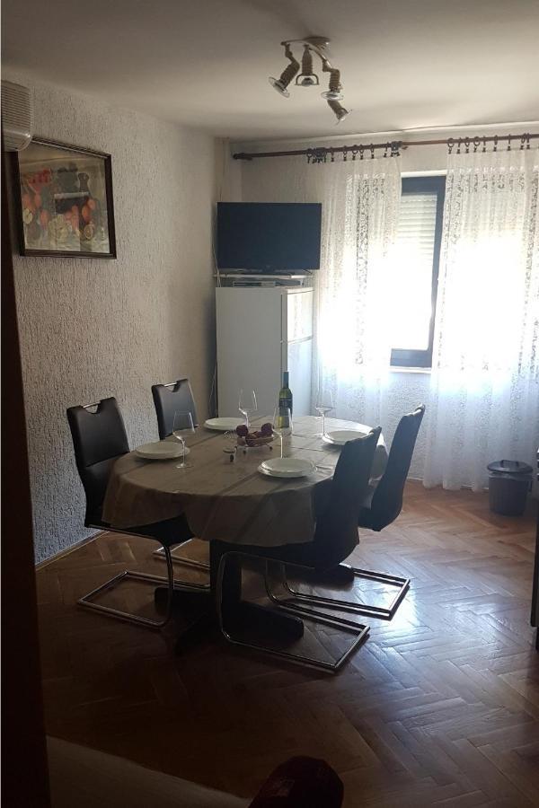 Apartments For Families With Children Lopar, Rab - 10402 Dış mekan fotoğraf